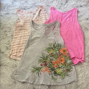 Mossimo Supply Co. Tank Top Bundle
